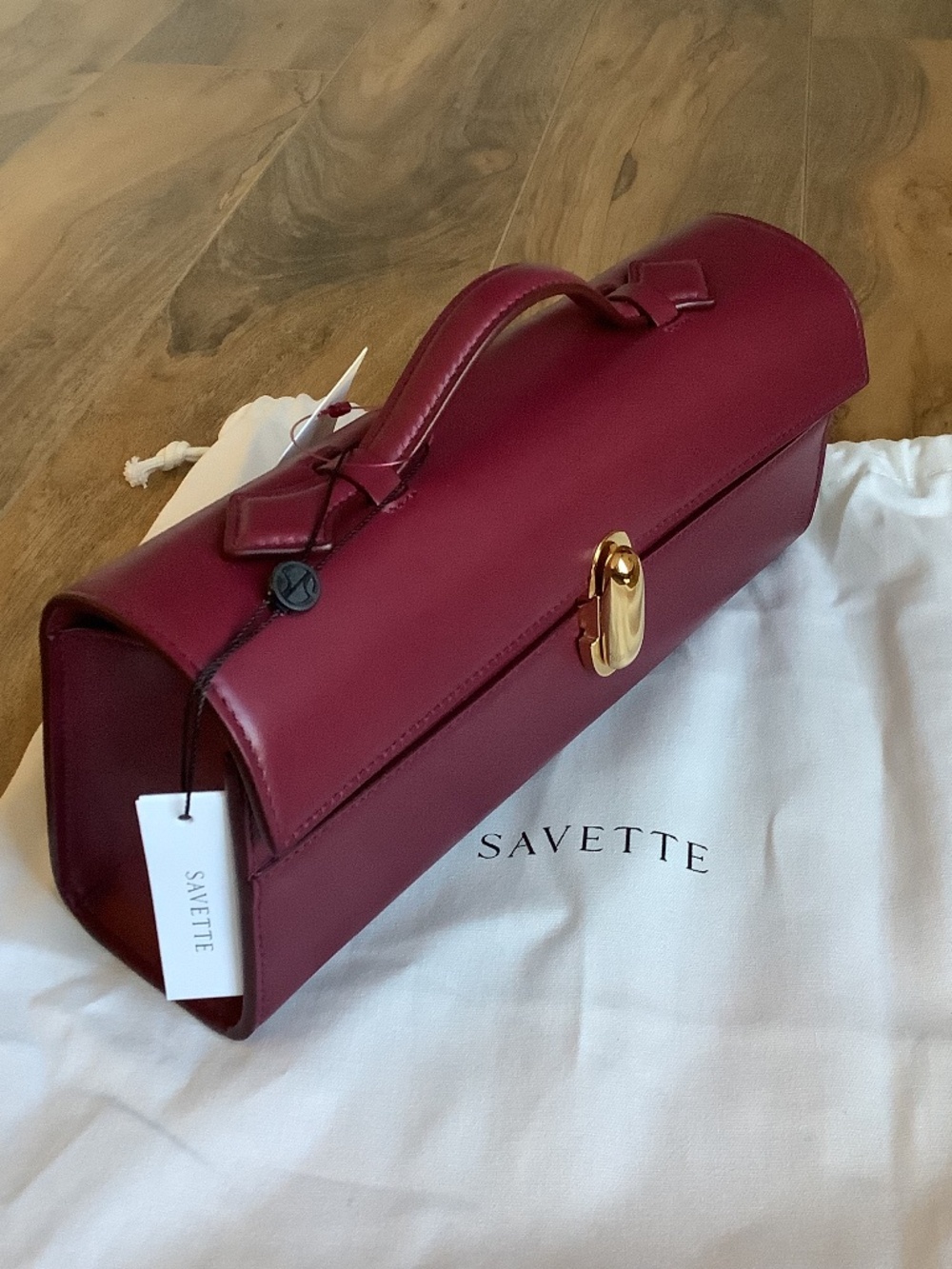 Savette Slim Symmetry clutch